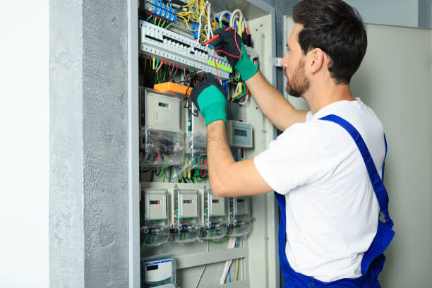 Best Industrial Electrical Services  in Freeland, WA